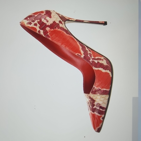 Sergio Rossi Shoes - Sergio Rossi Embossed Pumps